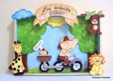 Quadro maternidade com irmãos / safari
